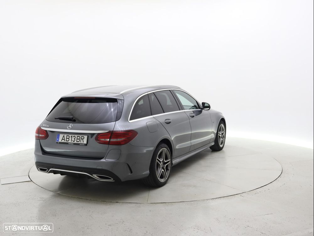 Mercedes-Benz C 300 de AMG Line - 6