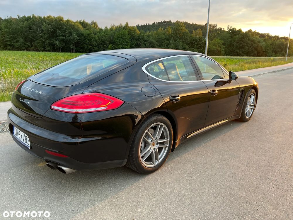 Porsche Panamera 4S - 5
