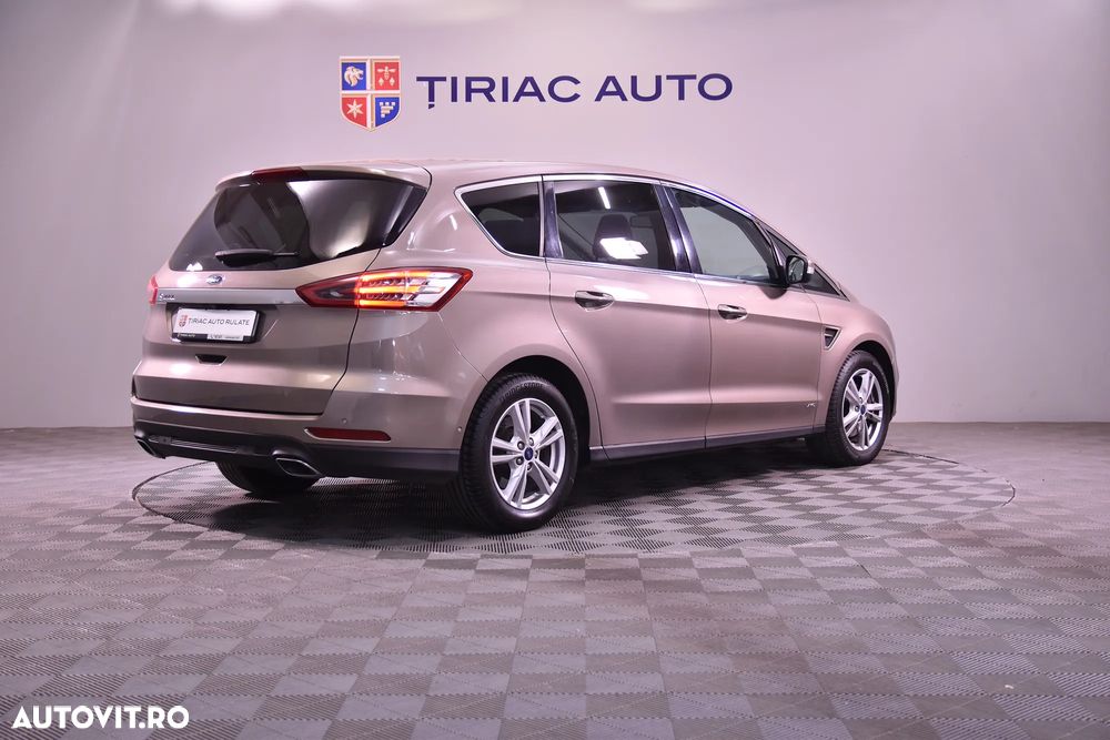Ford S-Max - 5