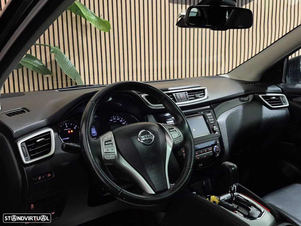 Nissan Qashqai 1.6 dCi Tekna Premium 17 Pele S P.Preta Xtronic - 26
