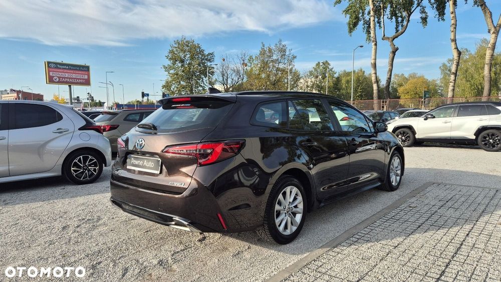 Toyota Corolla 1.8 Hybrid Comfort - 17