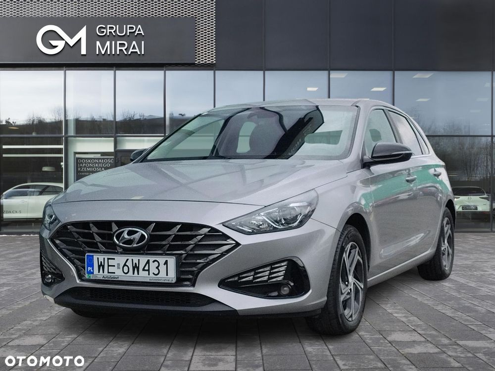 Hyundai i30 1.5 DPI Smart - 1