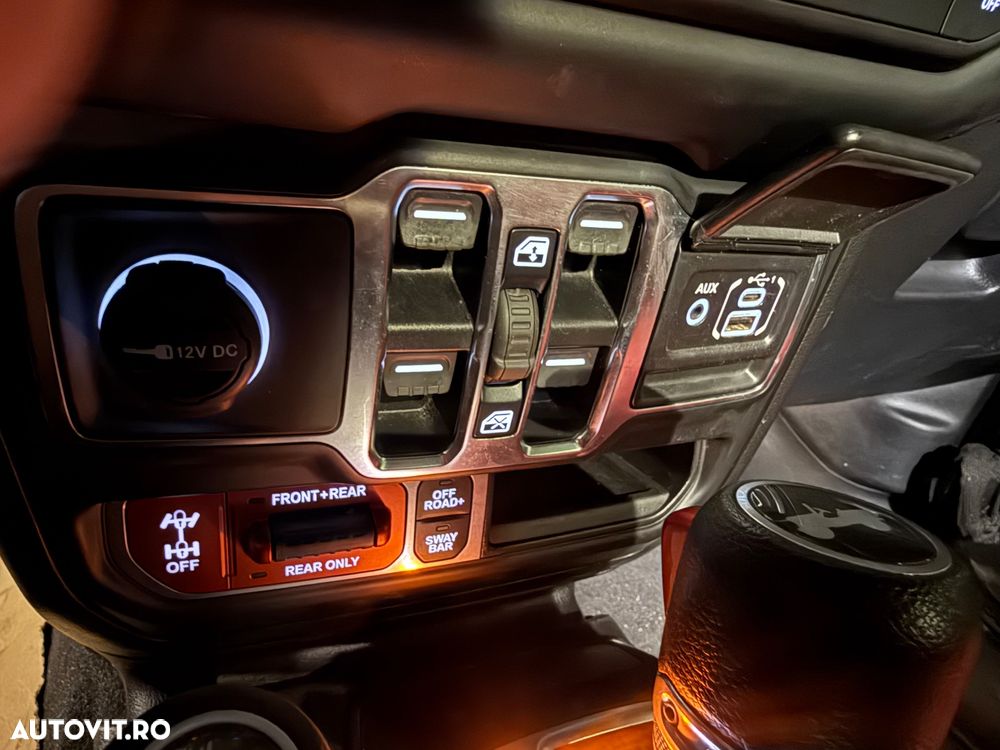Jeep Wrangler 2.0 T-GDI Softtop AWD Automatik Rubicon - 10