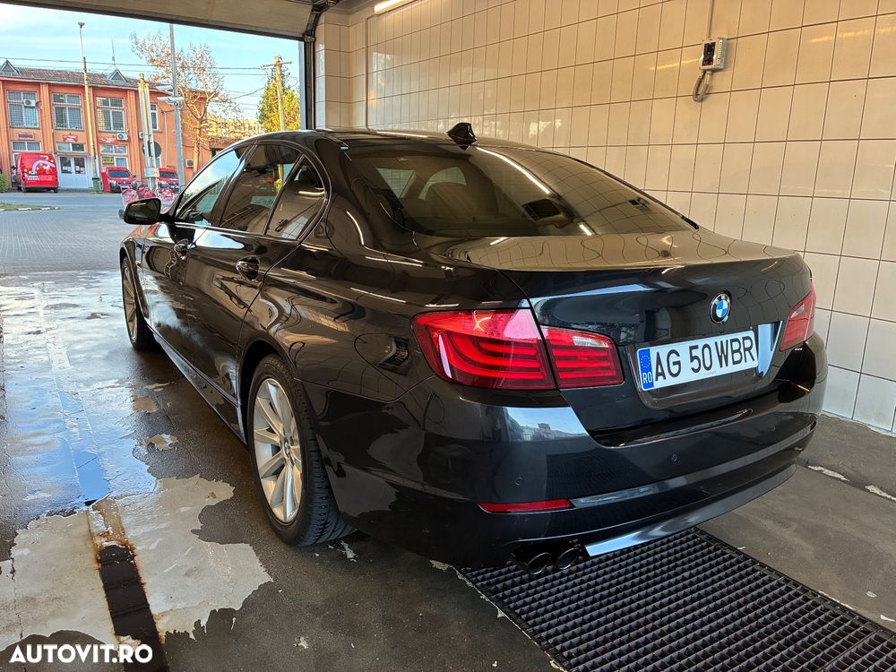 BMW Seria 5 525d xDrive Aut. - 32