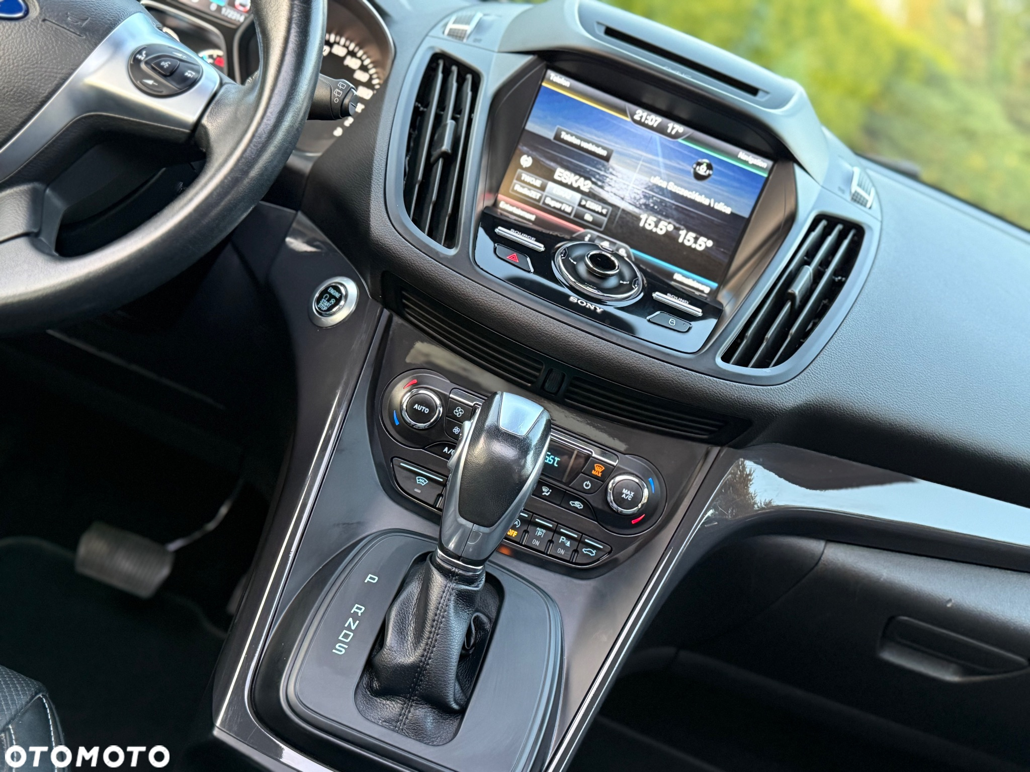Ford Kuga 2.0 TDCi 4x4 Titanium - 30