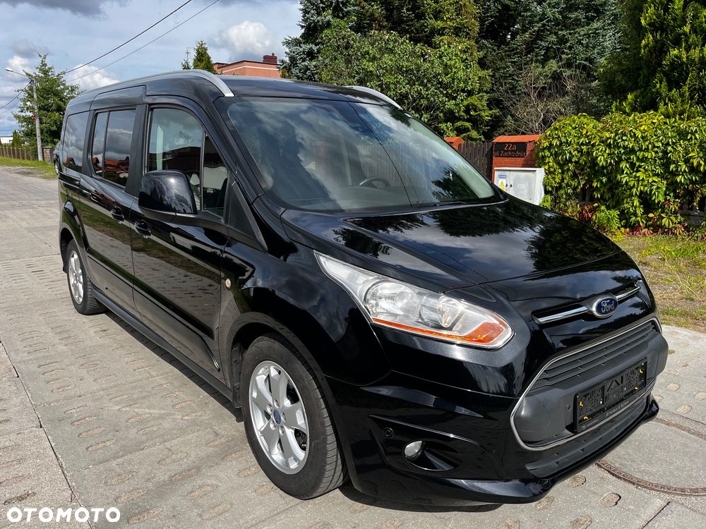 Ford Tourneo Connect Grand - 29