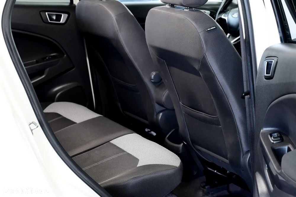 Ford EcoSport - 11