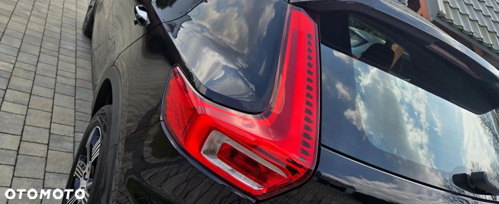 Volvo XC 40 D4 AWD Geartronic Inscription - 17