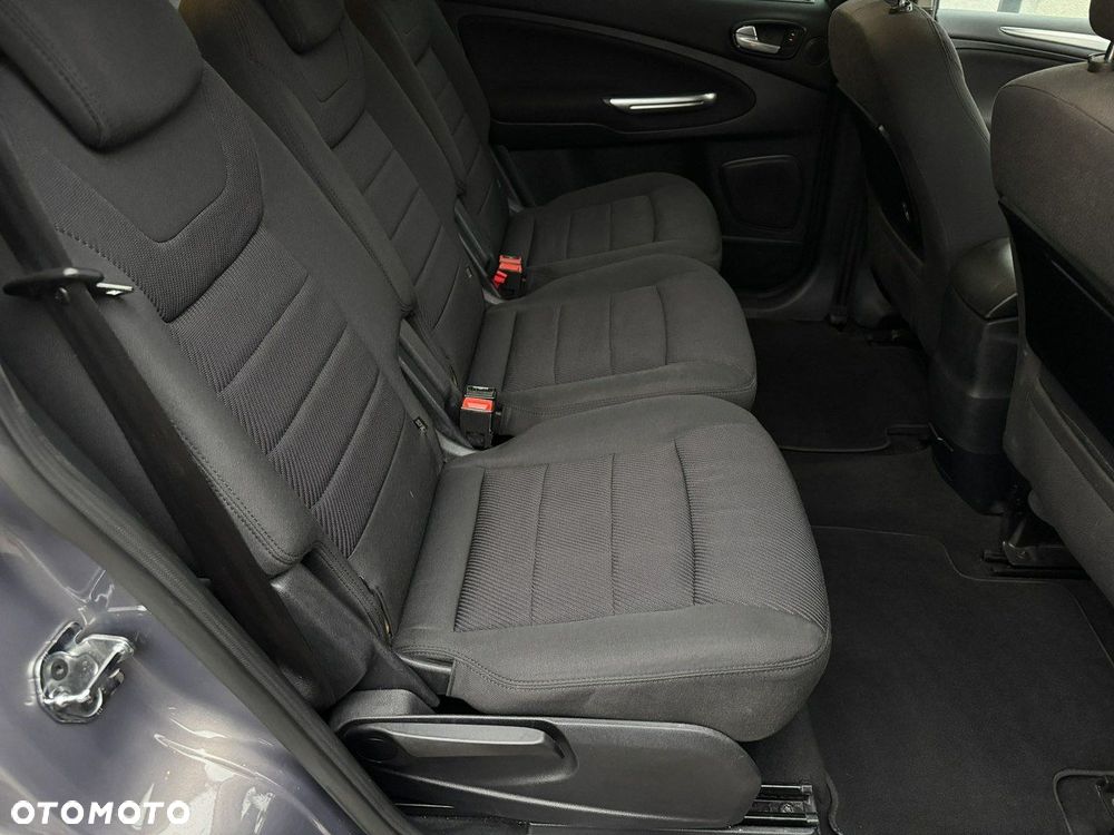 Ford S-Max 2.0 TDCi DPF Titanium - 19