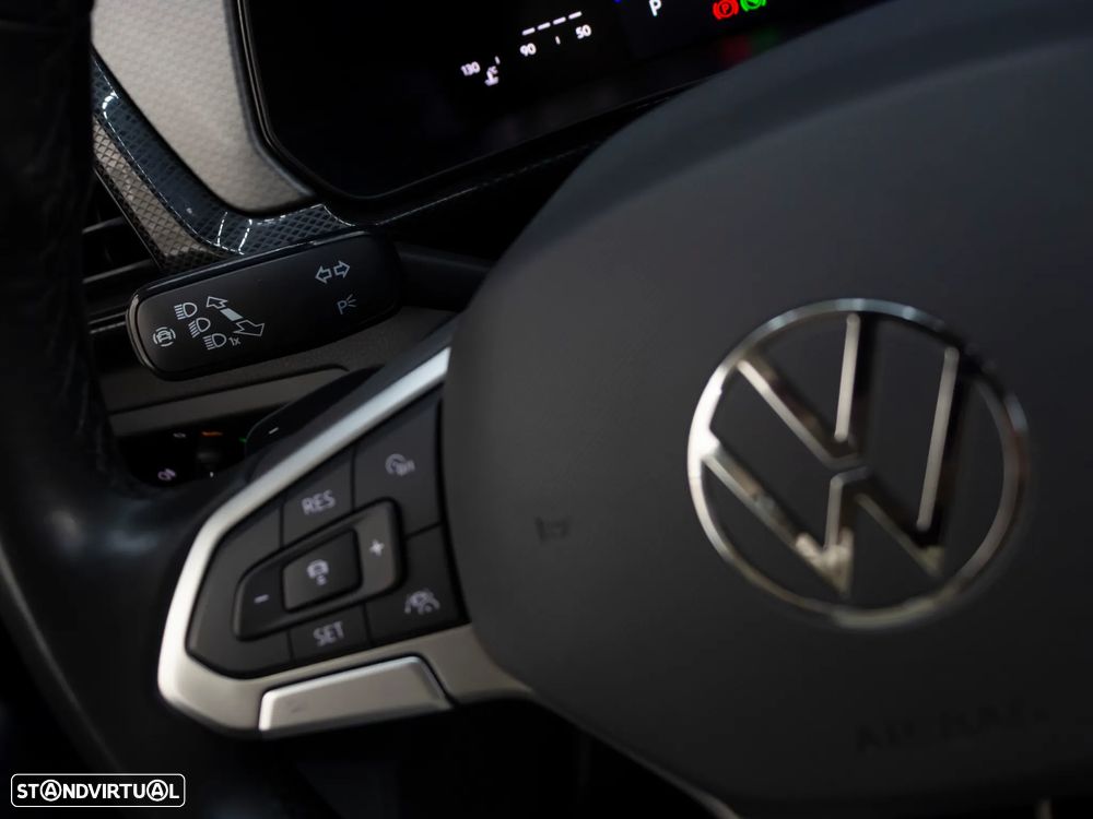 VW T-Cross 1.0 TSI Urban DSG - 21