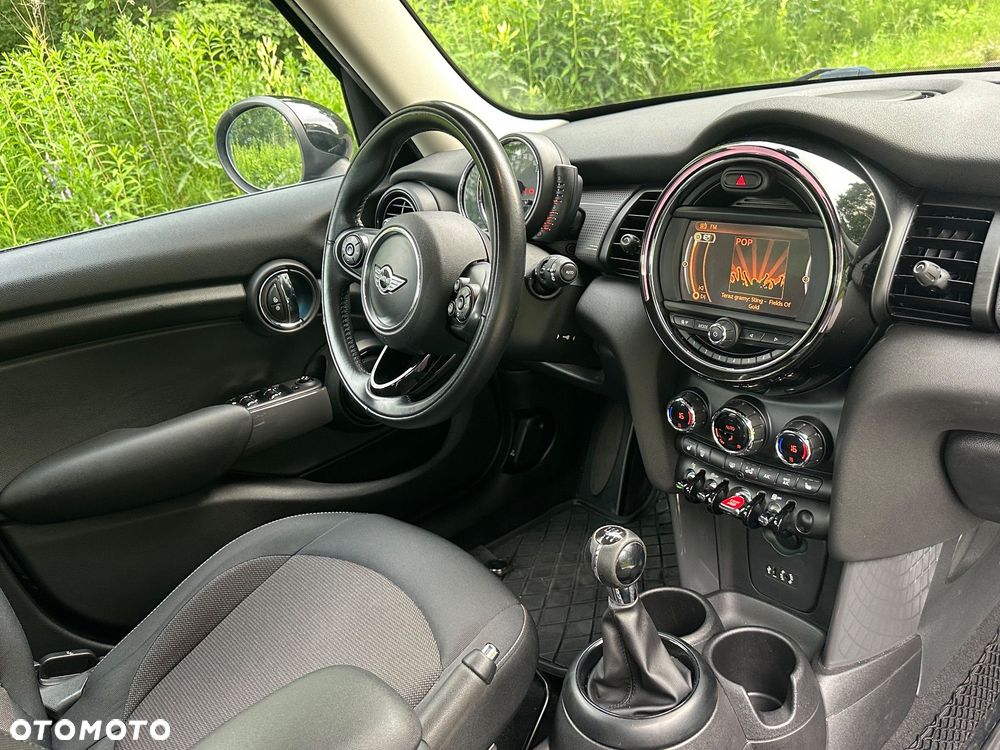 MINI Cooper Classic Trim - 32
