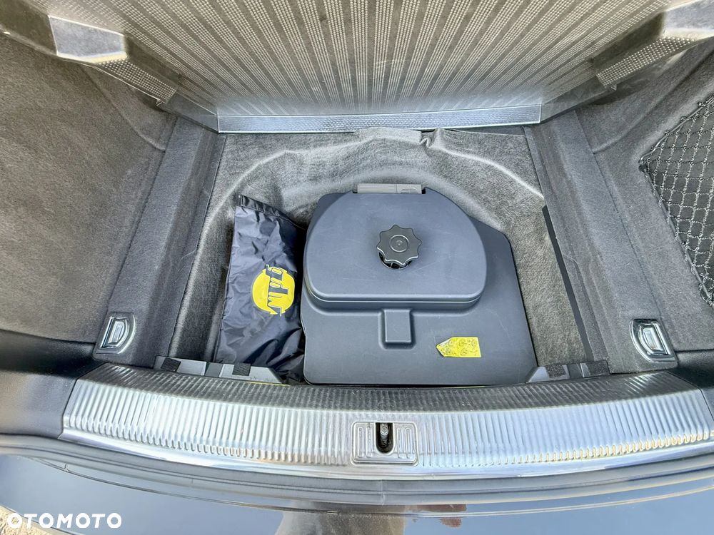 Audi A4 Avant 2.0 TDI Multitronic - 25