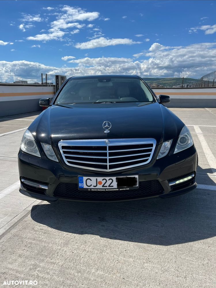 Mercedes-Benz E - 8