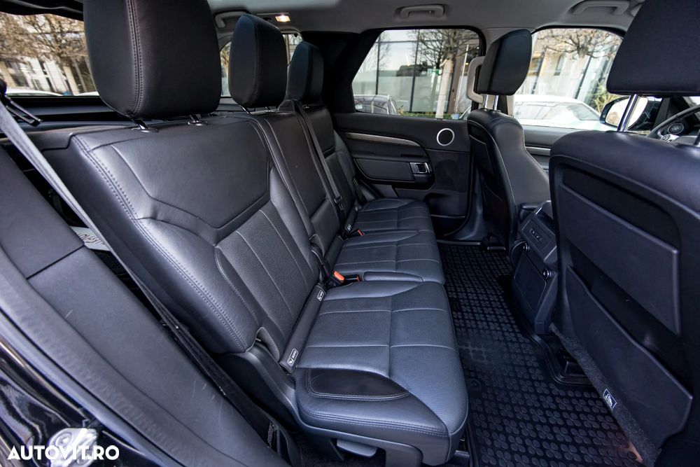 Land Rover Discovery 3.0 L TD6 HSE - 33