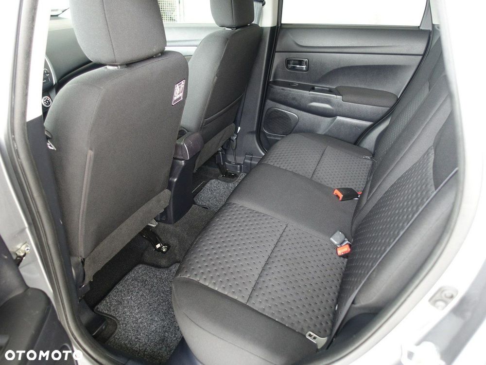 Mitsubishi ASX 1.6 Intense - 16