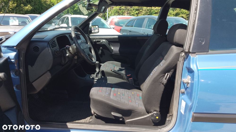 Volkswagen Golf 1.8 CL - 6