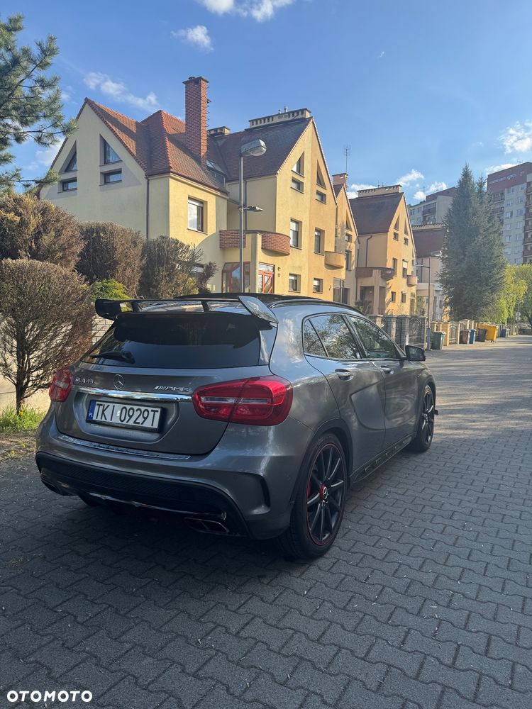 Mercedes-Benz GLA 45 AMG 4Matic 7G-DCT Edition 1 - 18