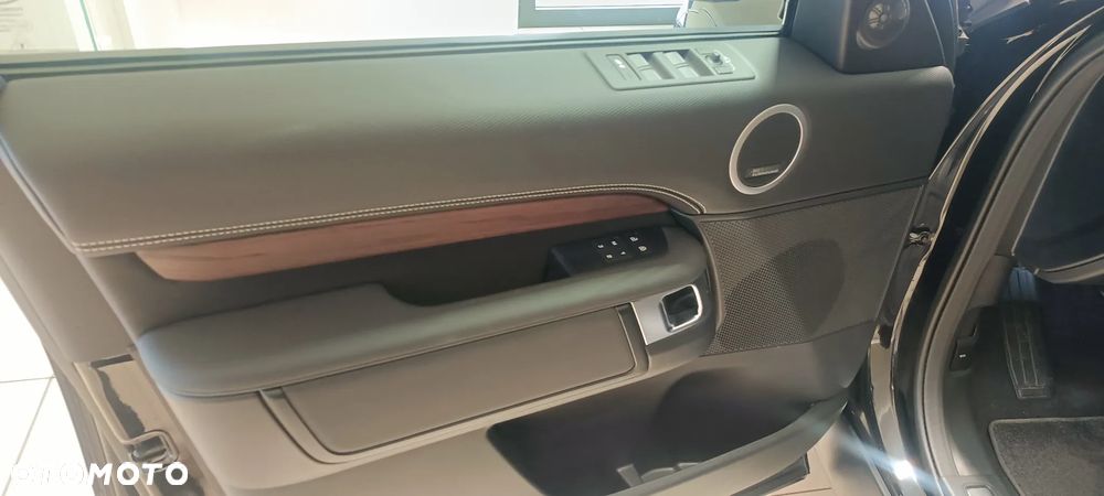 Land Rover Discovery - 10