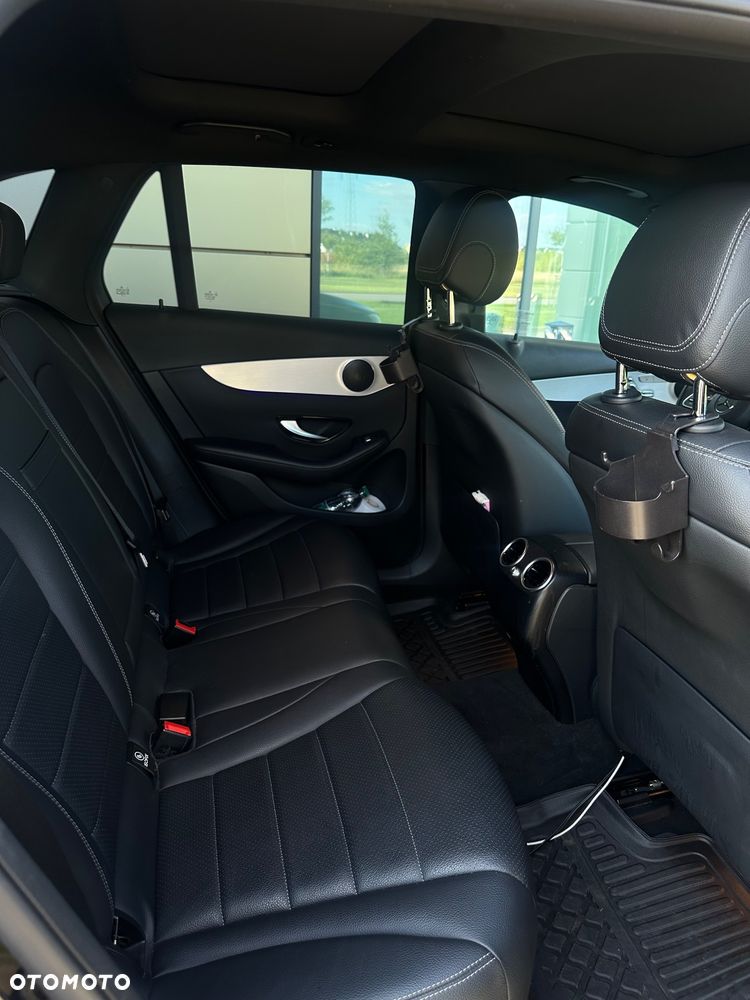 Mercedes-Benz GLC 300 4-Matic - 9