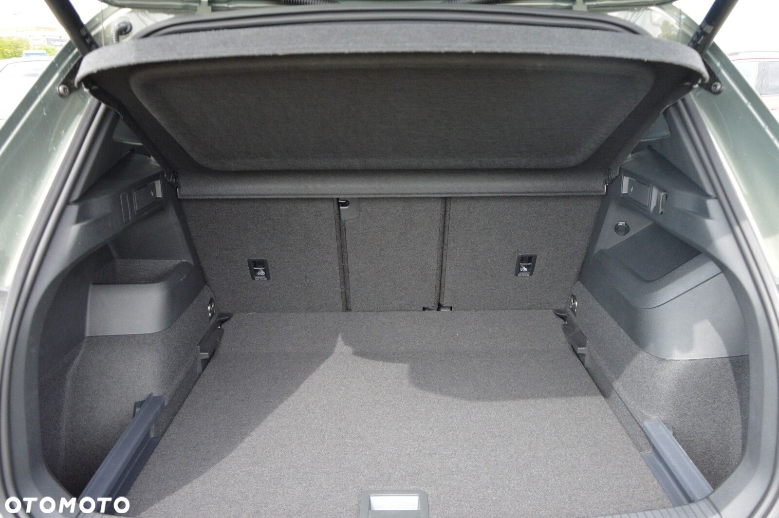 Volkswagen Tiguan - 16
