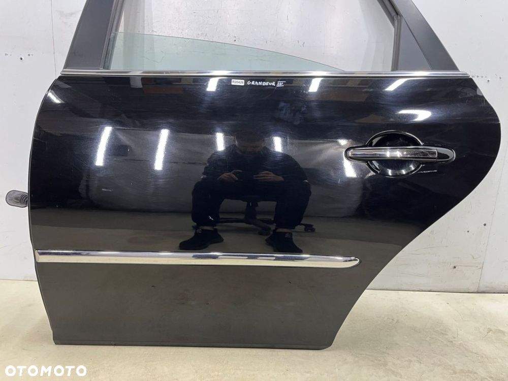 Drzwi Hyundai Grandeur 4 IV 05-11r. lewe tylne lewy tył AA - 3