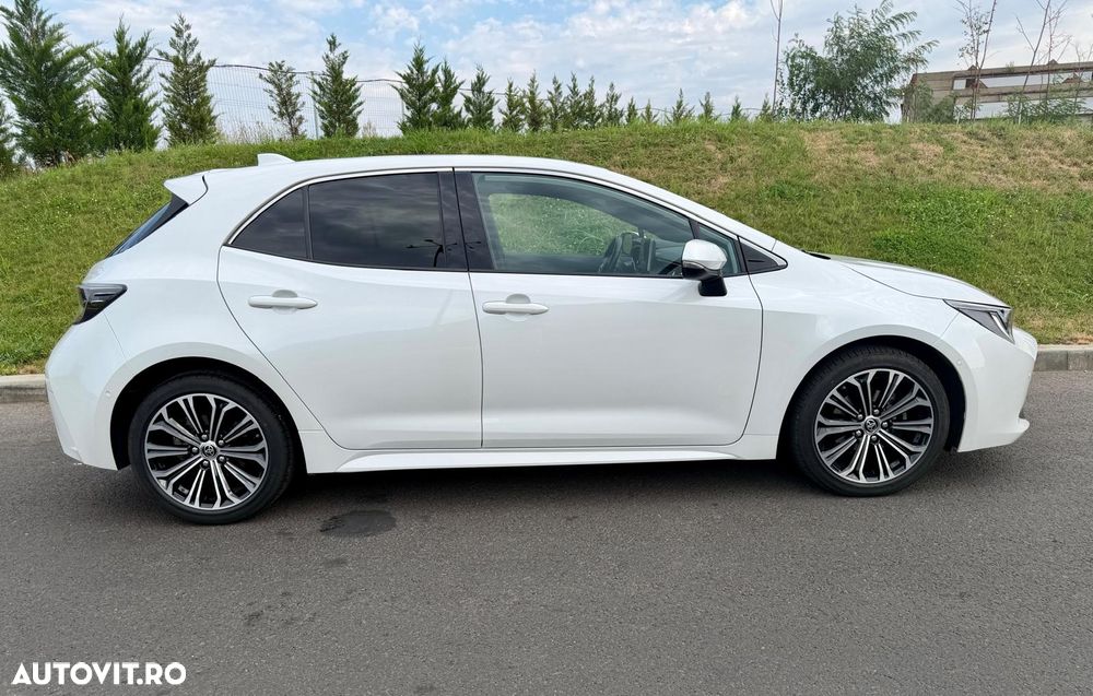 Toyota Corolla - 18