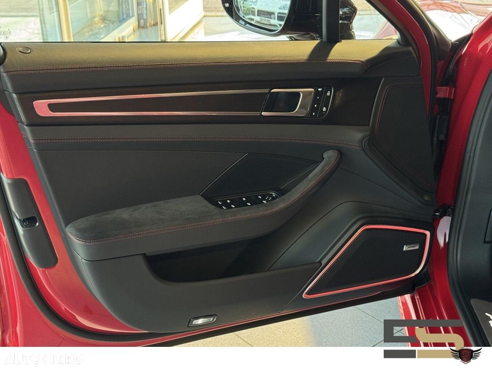 Porsche Panamera GTS - 22