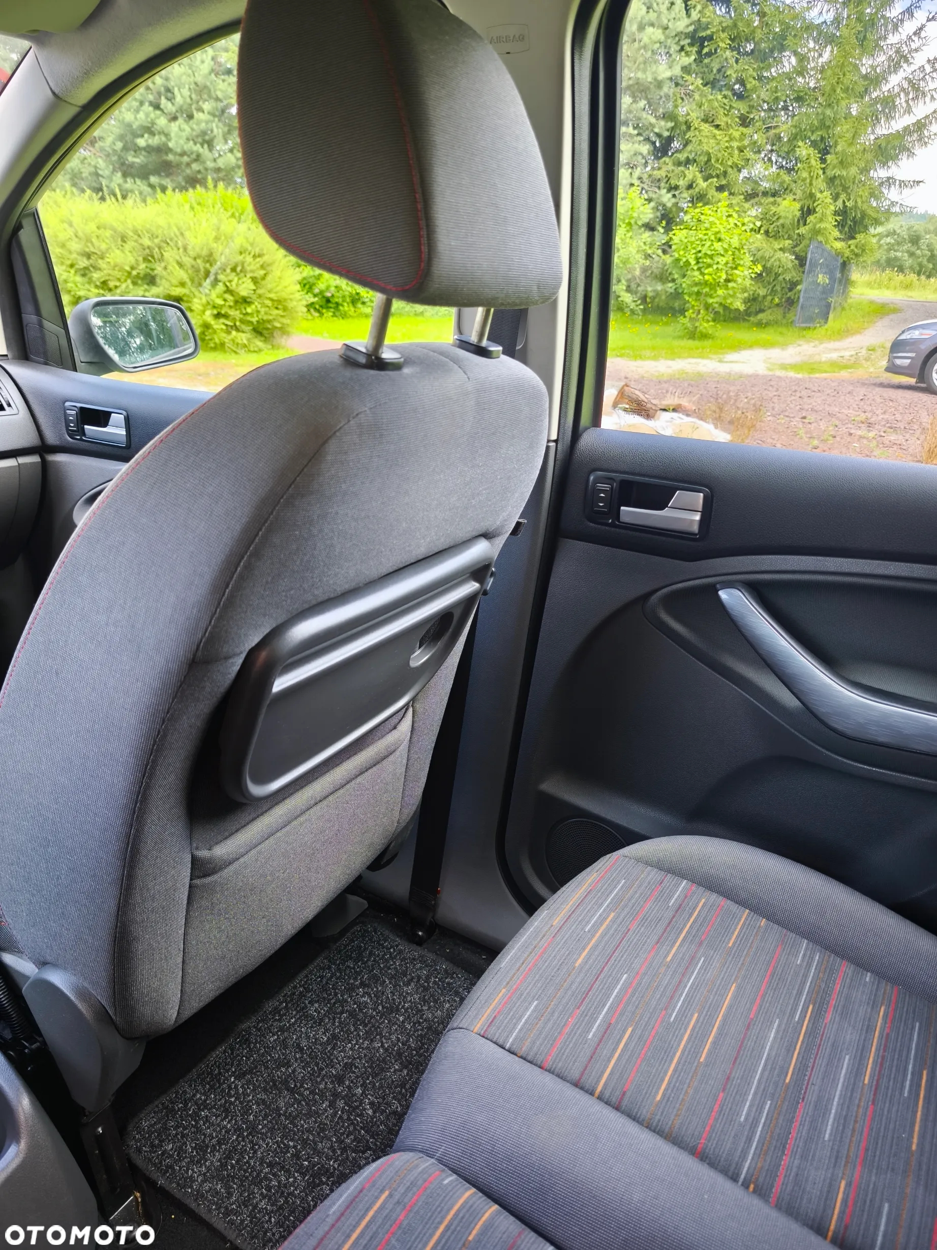 Ford C-MAX 1.6 Ambiente - 21