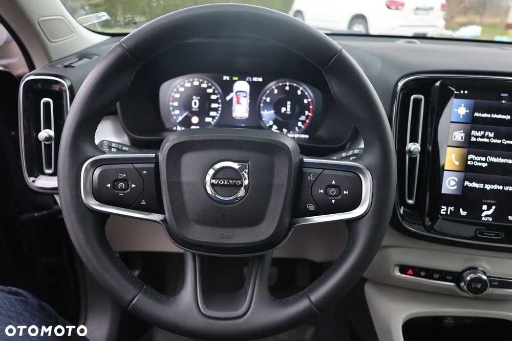 Volvo XC 40 T5 AWD Momentum - 19