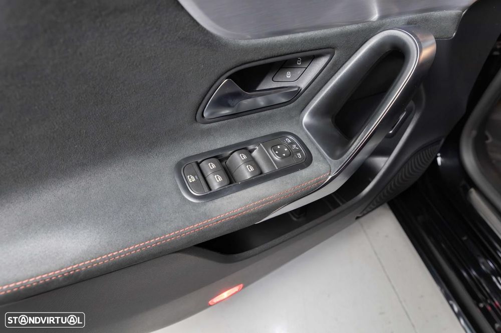 Mercedes-Benz CLA 180 - 31