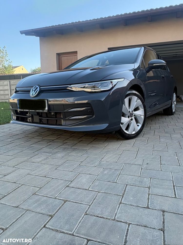 Volkswagen Golf 1.5 TSI Life - 1