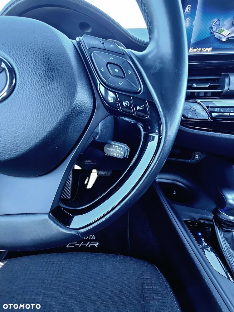 Toyota C-HR Business-Edition - 17