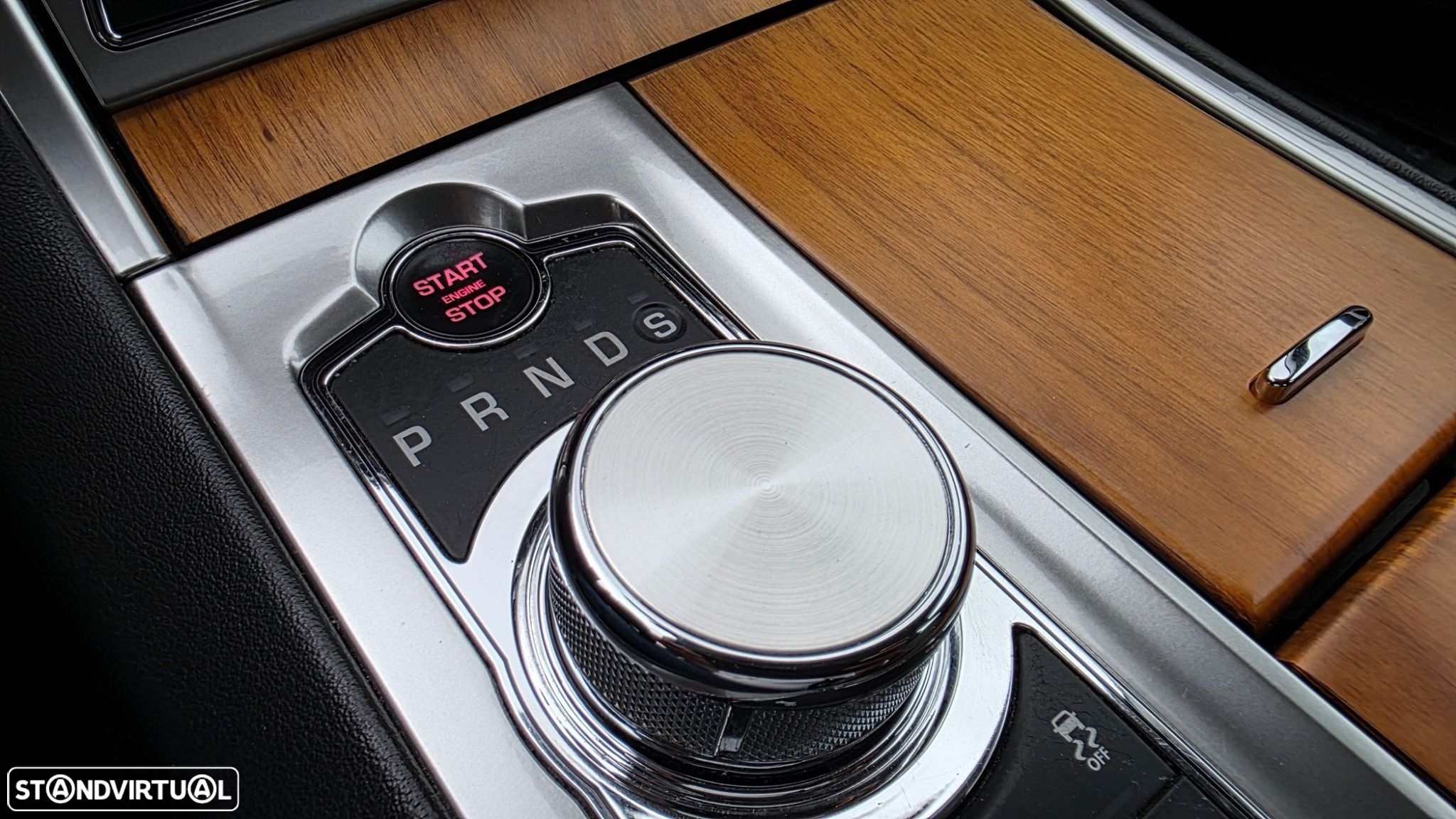 Jaguar XF 2.2 D Premium Luxury - 17