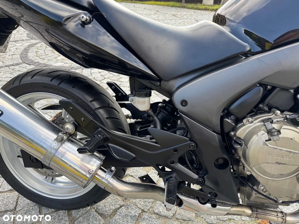 Honda CBF - 10