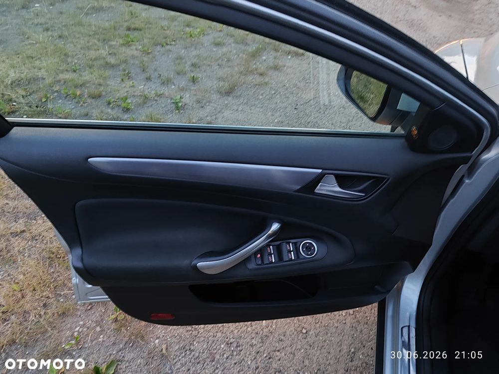 Ford Mondeo 2.0 TDCi Ambiente - 10
