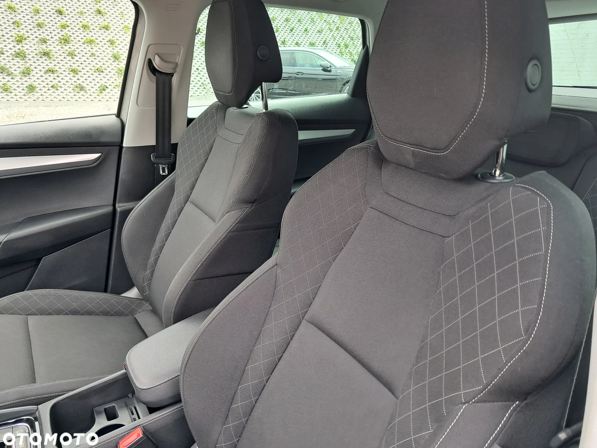 Skoda Karoq 1.5 TSI ACT 4x2 Ambition DSG - 15