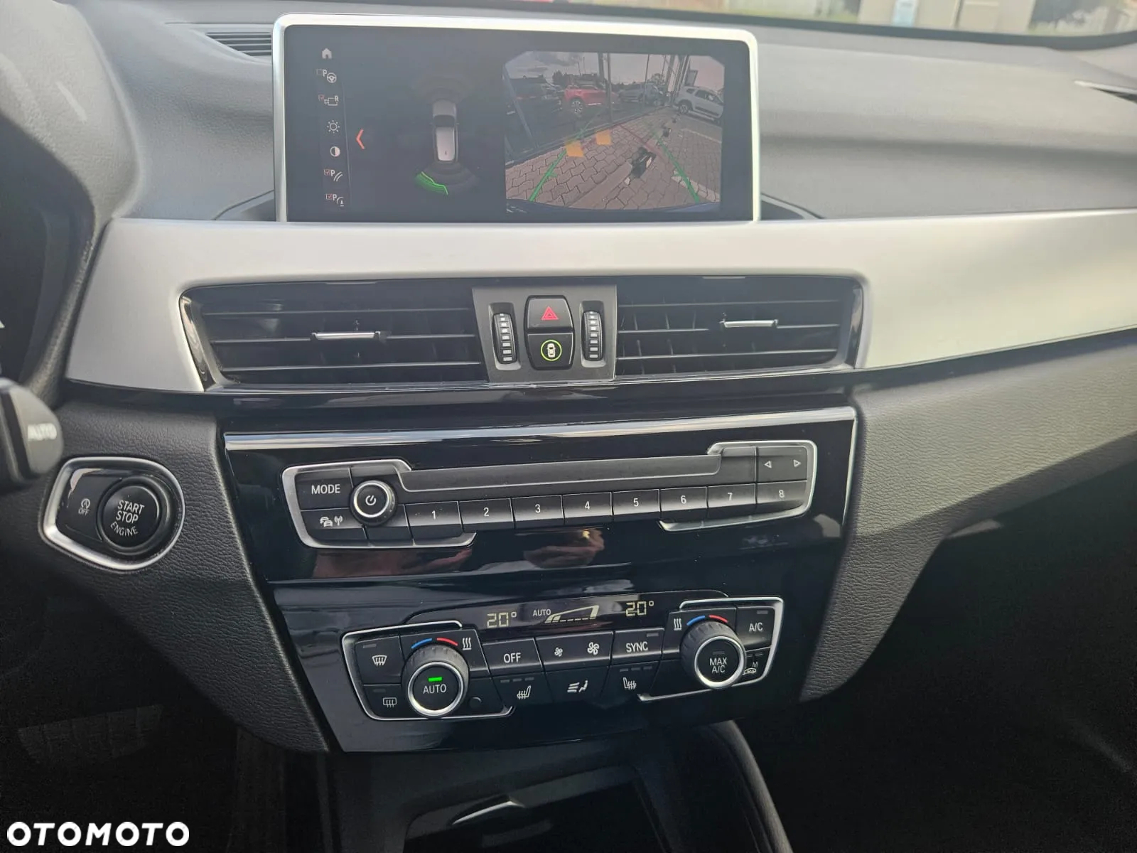 BMW X1 sDrive16d - 28