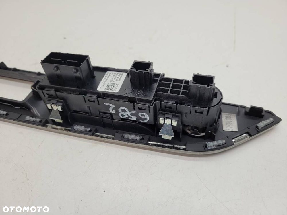 PANEL STEROWANIA PRZEŁĄCZNIK SZYB PEUGEOT 5008 II 2019 98319739ZD EUROPA - 7