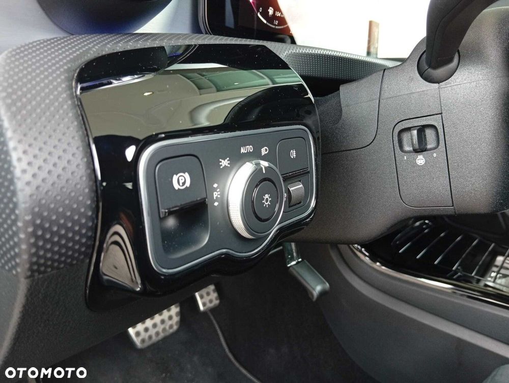 Mercedes-Benz CLA 200 mHEV AMG Line 7G-DCT - 12