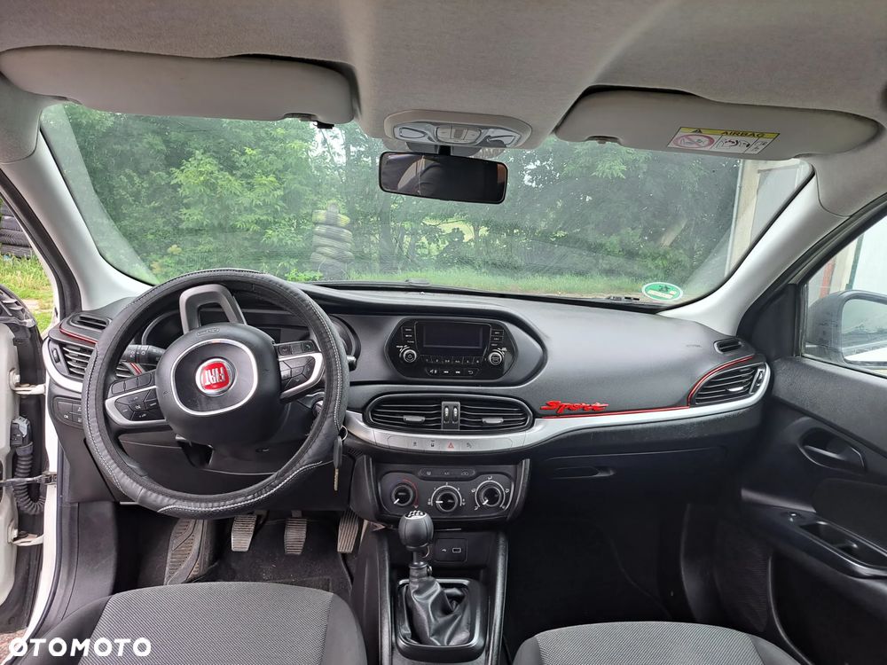Fiat Tipo 1.4 16V More - 10