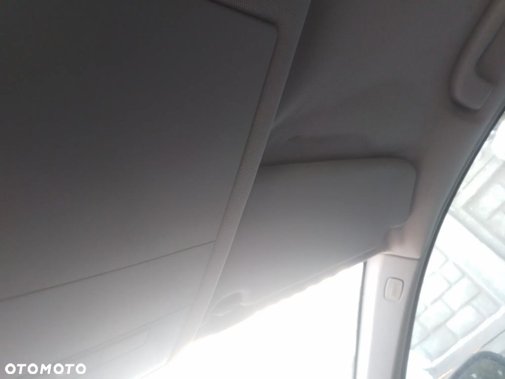OPEL ASTRA H III 04-06  LAMPA PRZÓD PRAWA LEWA - 24
