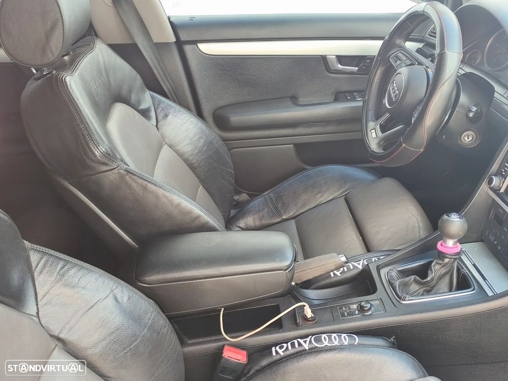 Audi A4 Avant 1.9 TDI quattro - 4