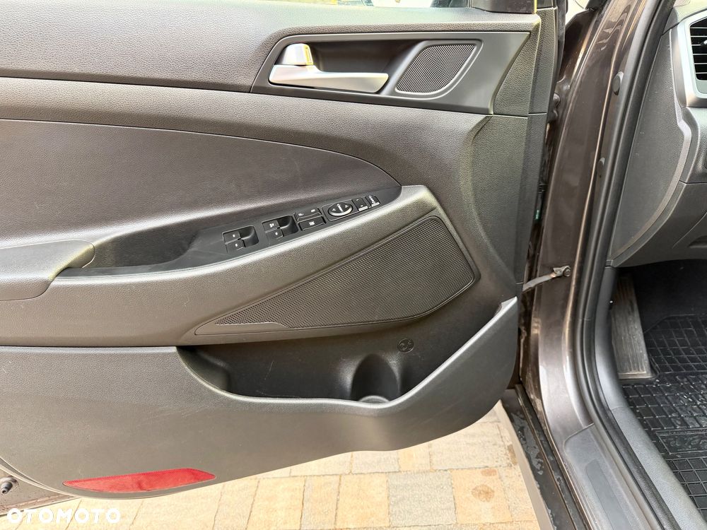 Hyundai Tucson blue 1.7 CRDi 2WD DCT Premium - 15