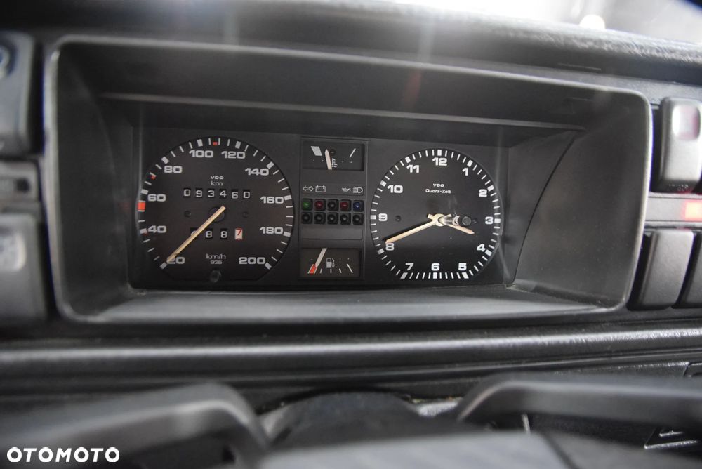 Volkswagen Golf 1.3 - 10