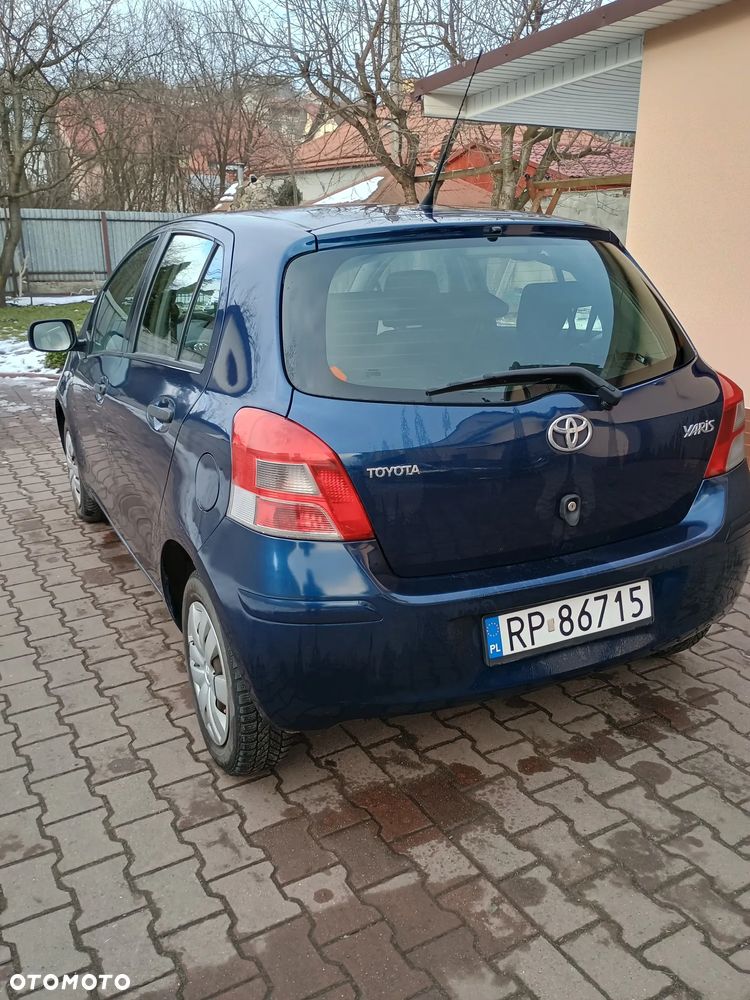 Toyota Yaris 1.0 Luna - 3