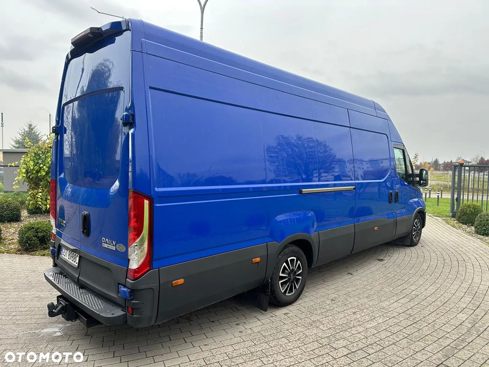 Iveco DAILY - 10