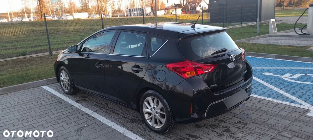 Toyota Auris 1.6 Valvematic Comfort - 3