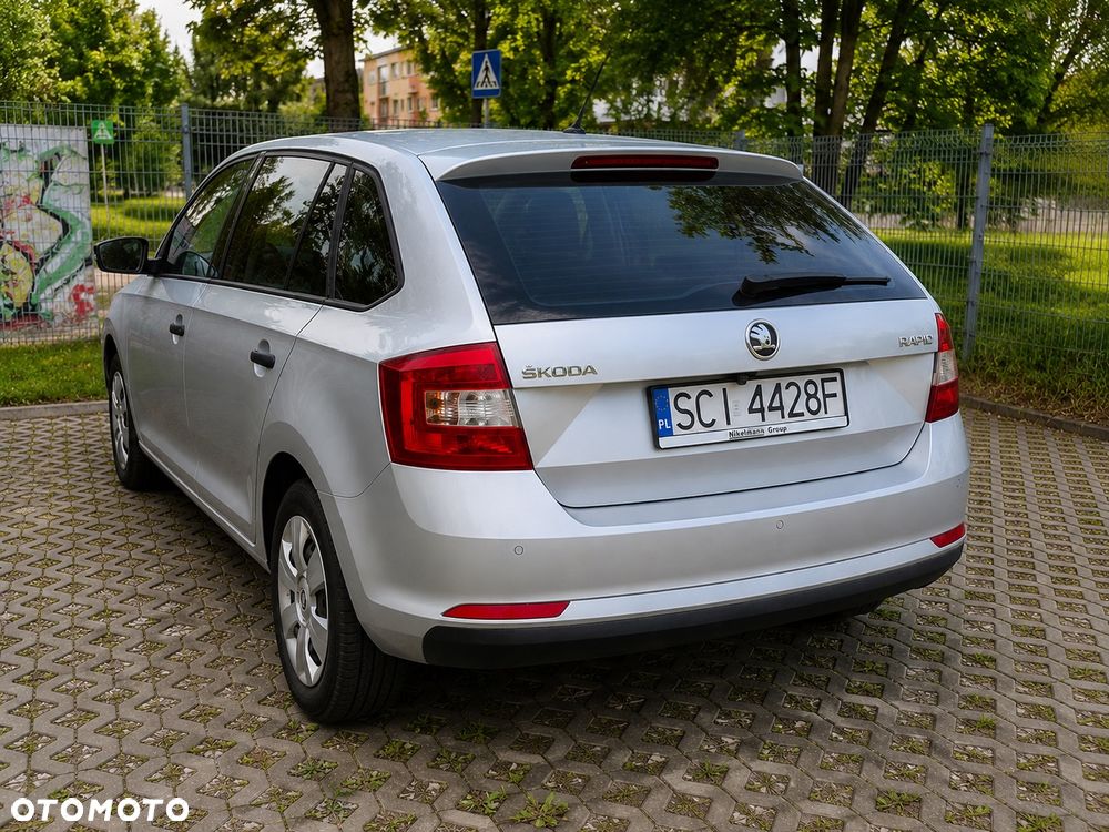 Skoda RAPID 1.2 TSI Active - 2