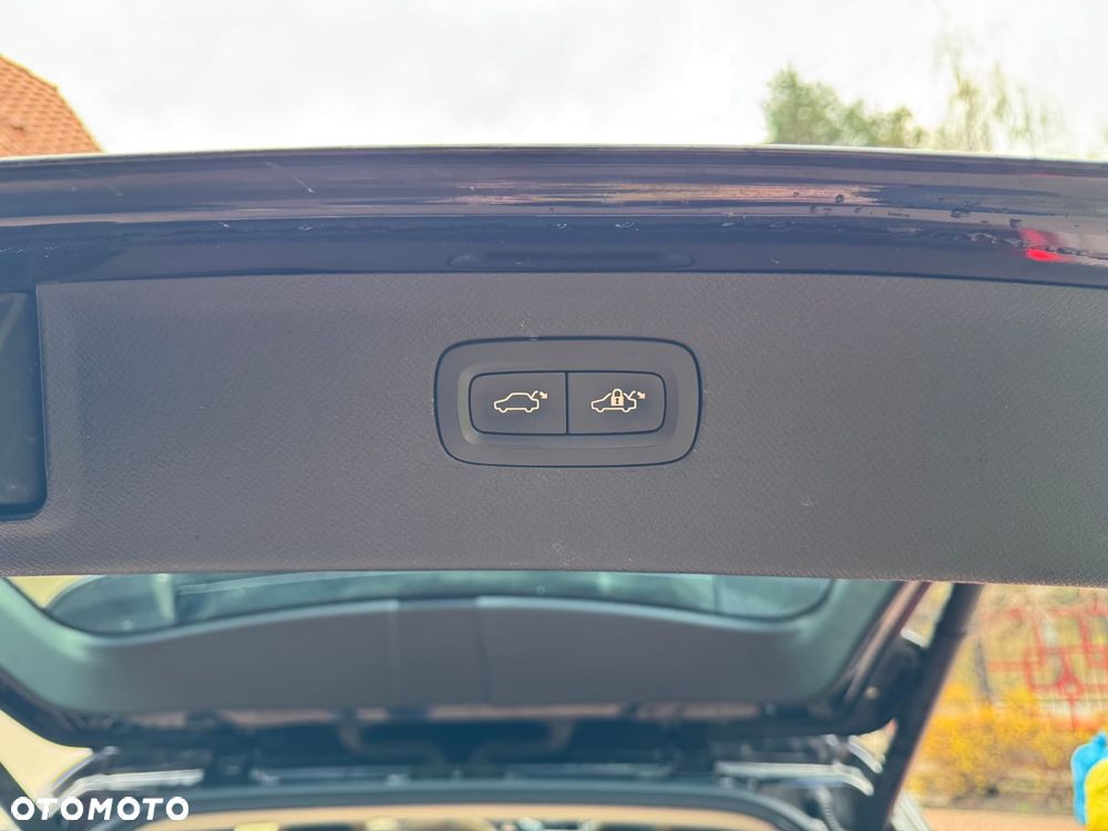 Volvo XC 90 T8 AWD Plug-In Hybrid Inscription 7os - 12