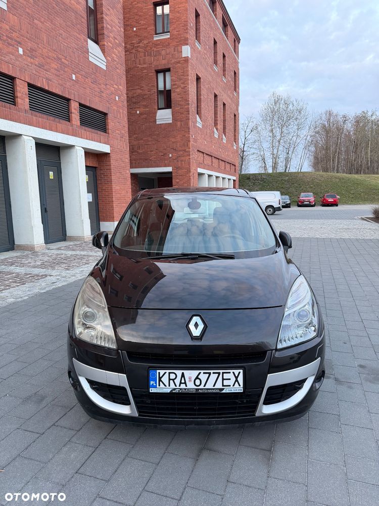 Renault Scenic 2.0 16V 140 CVT Bose Edition - 8